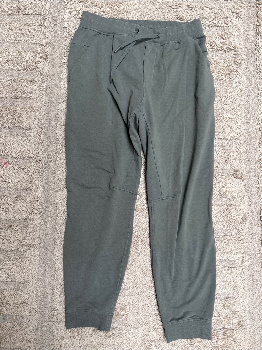 Lululemon Men's Olive Green Drawstring Jogger Pants sweats large